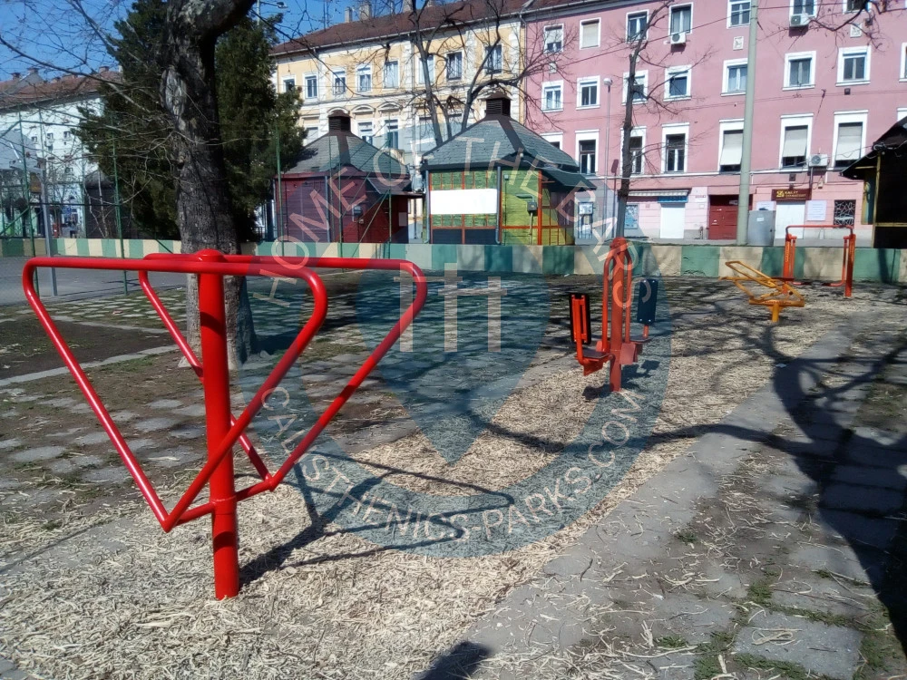 Szeged - Exercise Stations - Bartók tér - Hungary - Spot