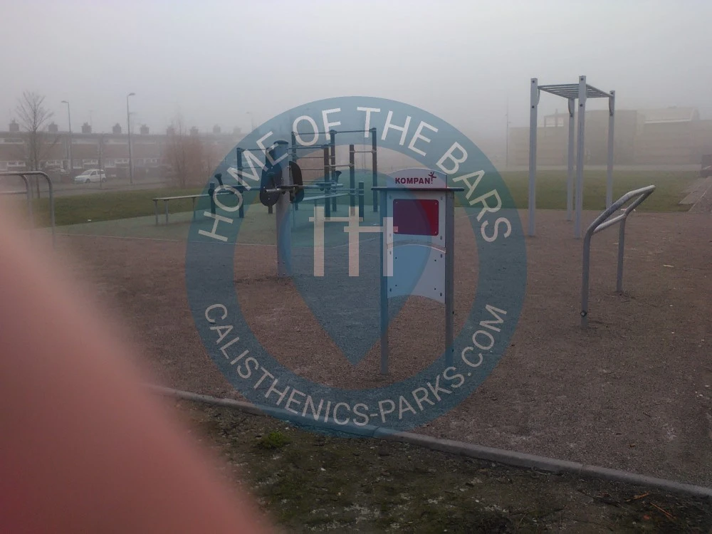 Outdoor Gym - Hem - Parc de Street Workout Hem Laennec - France - Spot