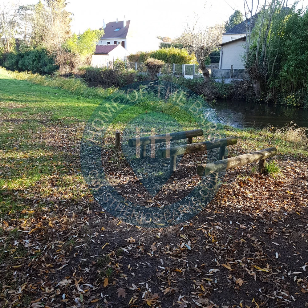 Calisthenics park in 363, Rue du Tranchet, Les Champs de Candy, Bracieux, Blois, Loir-et-Cher, Centre-Val de Loire, France métropolitaine, 41250, France