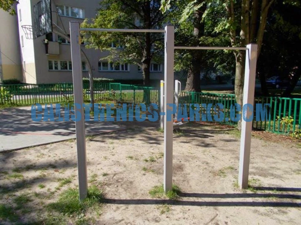 Warsaw - Outdoor Pull Up Bars - Piaski - Poland - Spot
