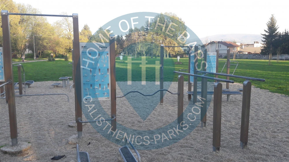 Prievidza - Outdoor Gym - Mestský park - Slovakia - Spot
