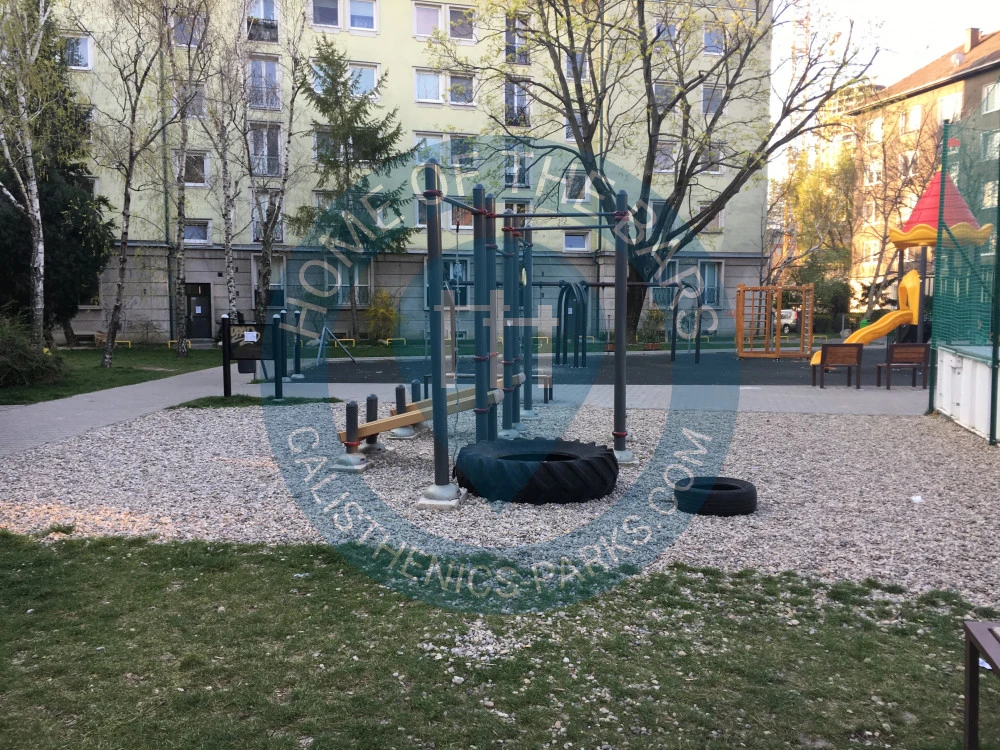 Bratislava - Calisthenics Stations - Páričkova calisthenics - Slovakia - Spot