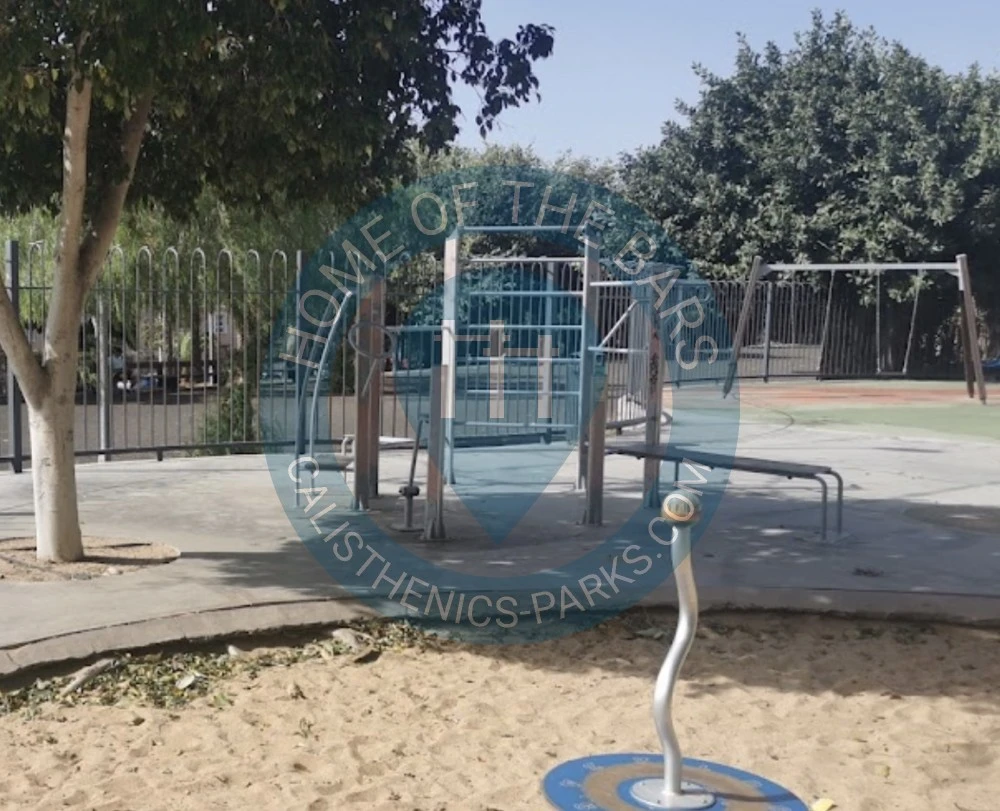 Calisthenics park in Avenida Jardines del Duque, Costa Adeje, Miraverde, Adeje, Santa Cruz de Tenerife, Canarias, 38679, España