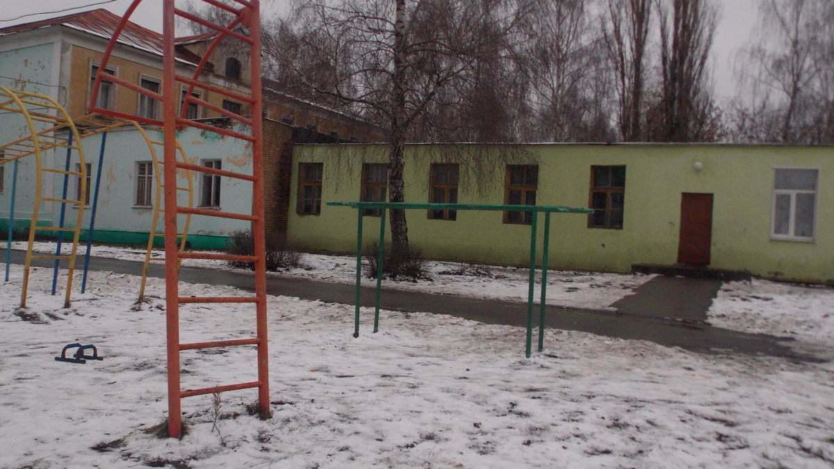 Outdoor Gym - Penza - Penza - Street Workout Park - ТЦ «Маяк» - Russia - Spot