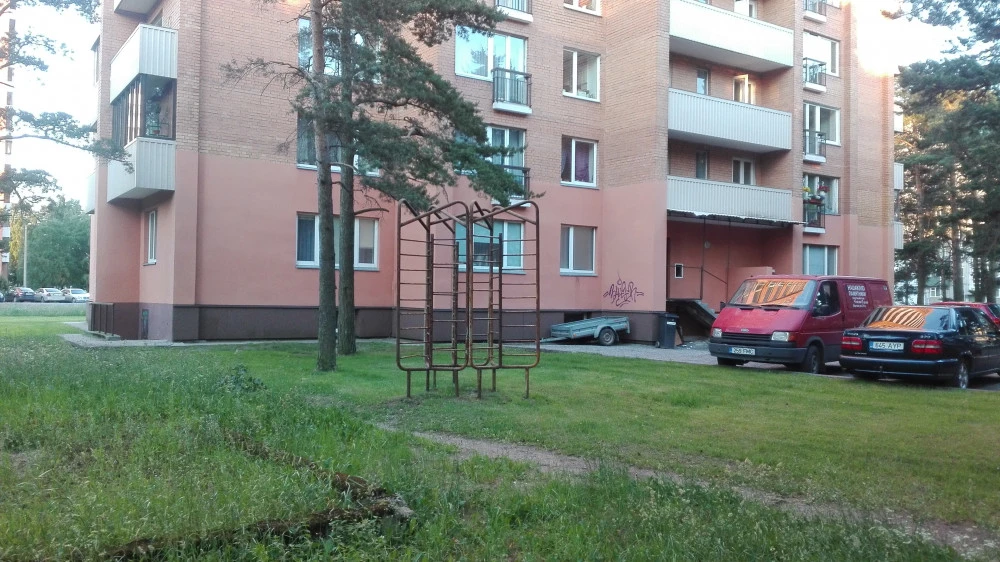 Calisthenics park in 114, Eduard Vilde tee, Mustamäe, Mustamäe linnaosa, Tallinn, Harju maakond, 12613, Eesti