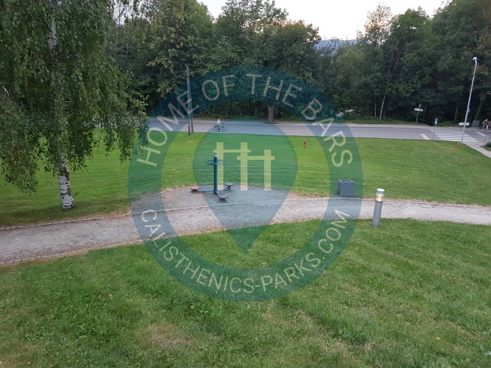 Ustroń - Outdoor Fitness Trail - Sanatoryjna 9 - Poland - Spot