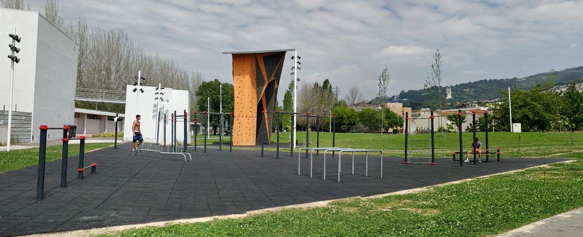 São Victor - Calisthenics Park - R. da Fábrica - Portugal - Spot