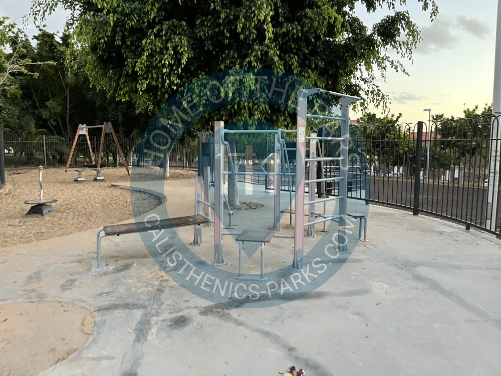 Calisthenics park in Avenida Jardines del Duque, Costa Adeje, Miraverde, Adeje, Santa Cruz de Tenerife, Canarias, 38679, España