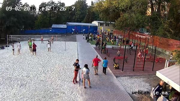 Outdoor Gym - Ternopil - Ternopil - Calisthenics Park - Заправка Авіас Плюс - Ukraine - Spot