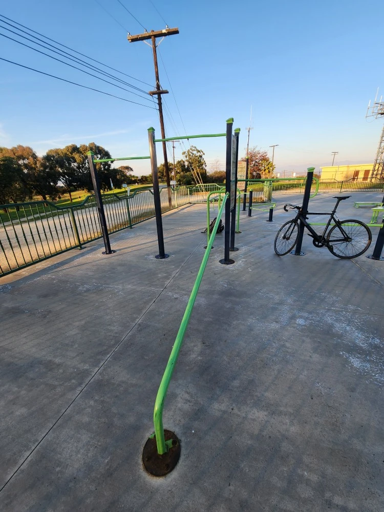 Calisthenics park in 
Address
                                    4971 U Stocker Street, Los Angeles, California 90056, United States
                            
