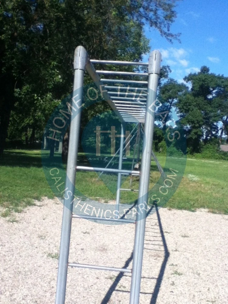 Calisthenics park in I 475, Lucas County, Ohio, 43560, United States