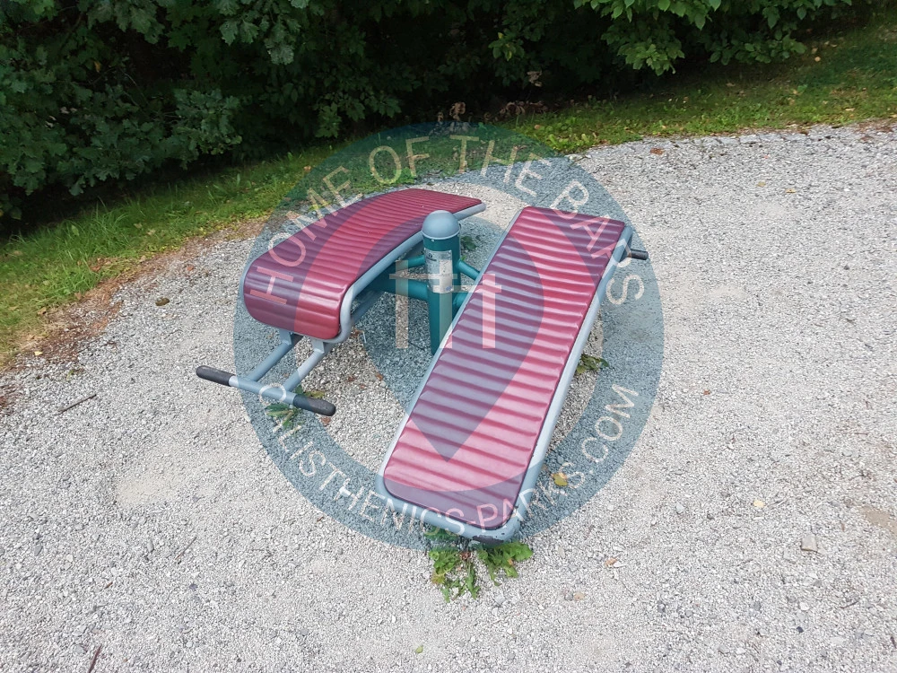 Calisthenics park in Pijalnia Wód, 9, Sanatoryjna, Zawodzie Górne, Poniwiec, Ustroń, powiat cieszyński, województwo śląskie, 43-450, Polska