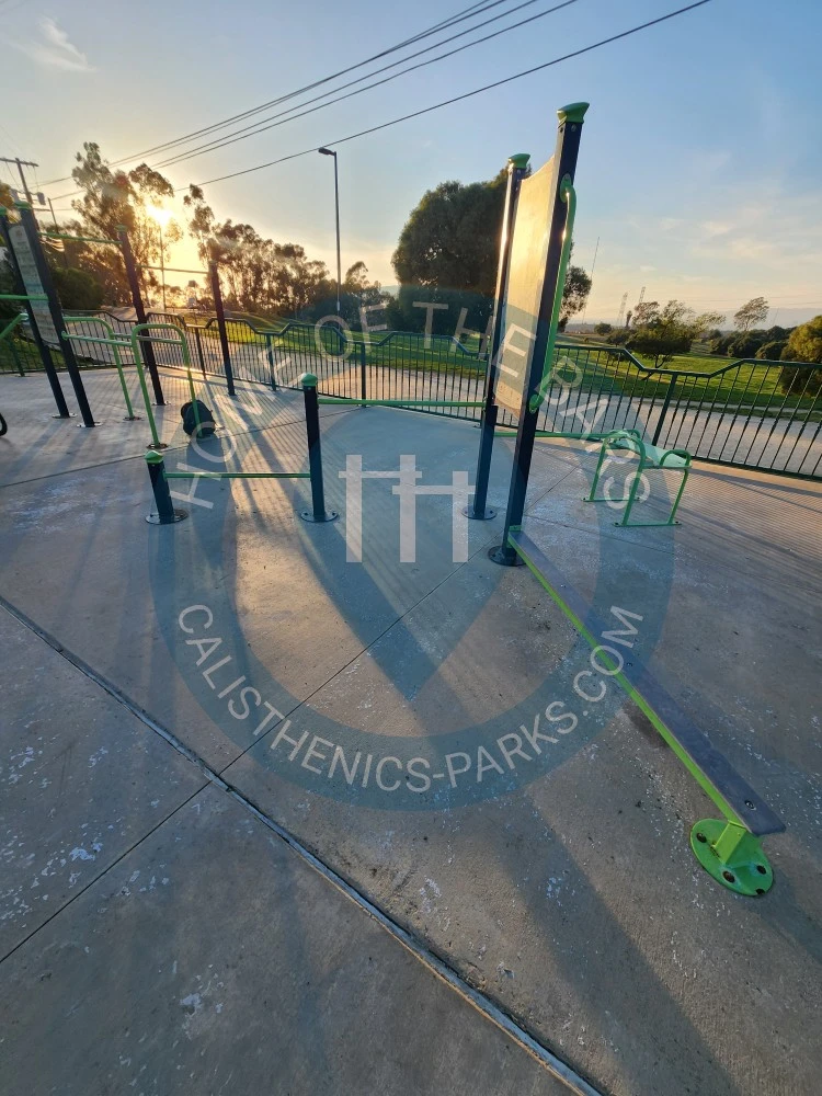 Calisthenics park in 
Address
                                    4971 U Stocker Street, Los Angeles, California 90056, United States
                            