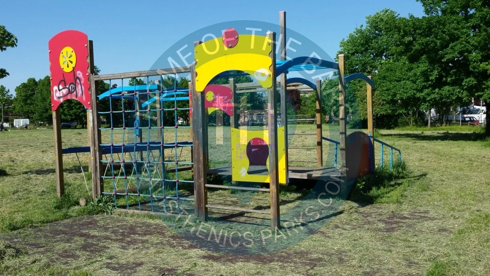 Carpi - Playground Pull Up Bar - Parco delle Regioni - Italy - Spot