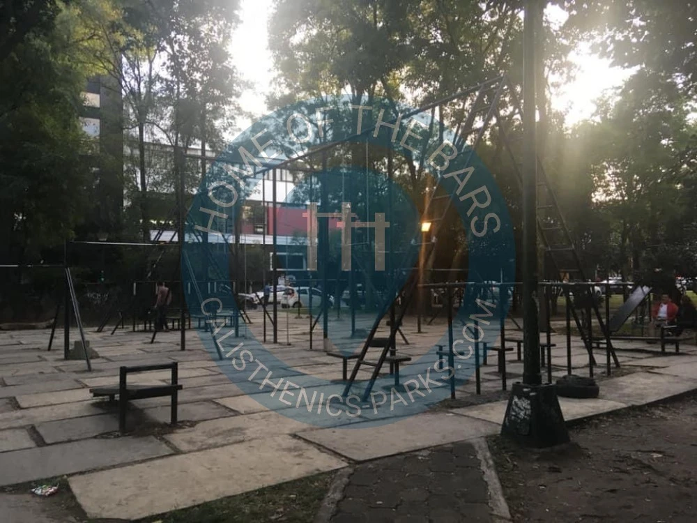 Calisthenics park in Centro Universitario Cultural (CUC), Calle Odontología, Colonia Copilco Universidad, Coyoacán, Santa Fe, Ciudad de México, 04360, México