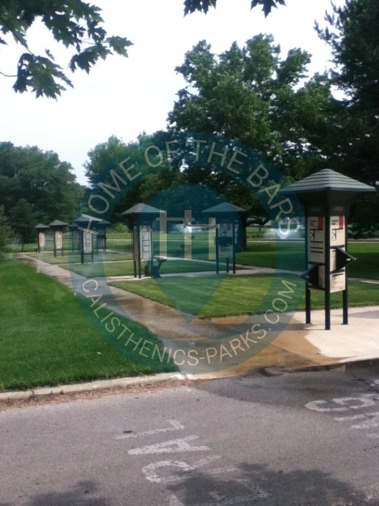Sylvania - Calisthenics Stations - Lake Park - United States - Spot