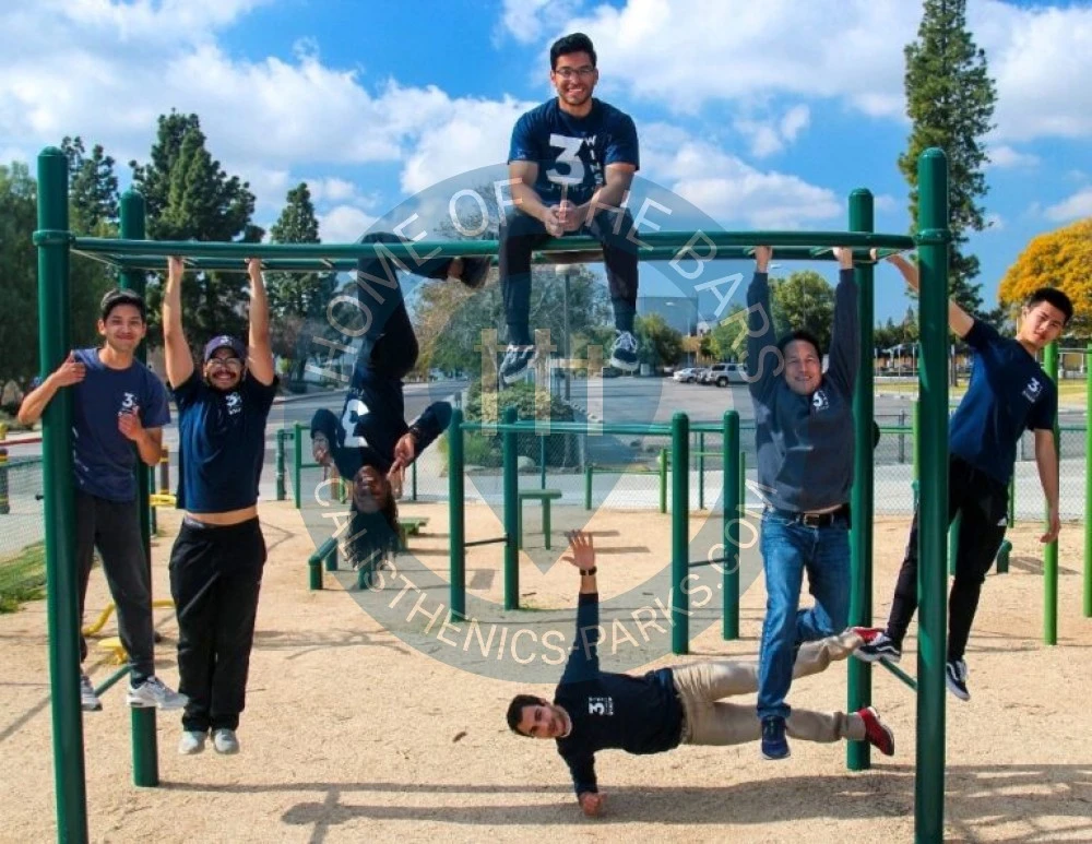 Calisthenics Facility - Northridge - Outdoor Gym CSUN Parcourse - United States - Spot