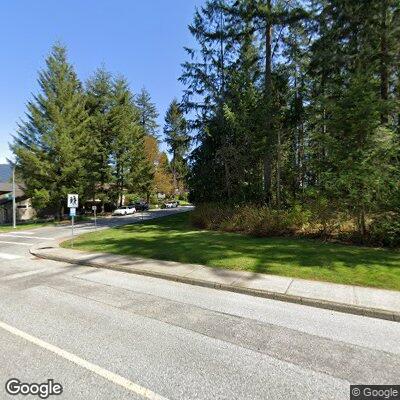 Outdoor Pull Up Bars - Port Moody - College Park Elementary - Canada - Spot