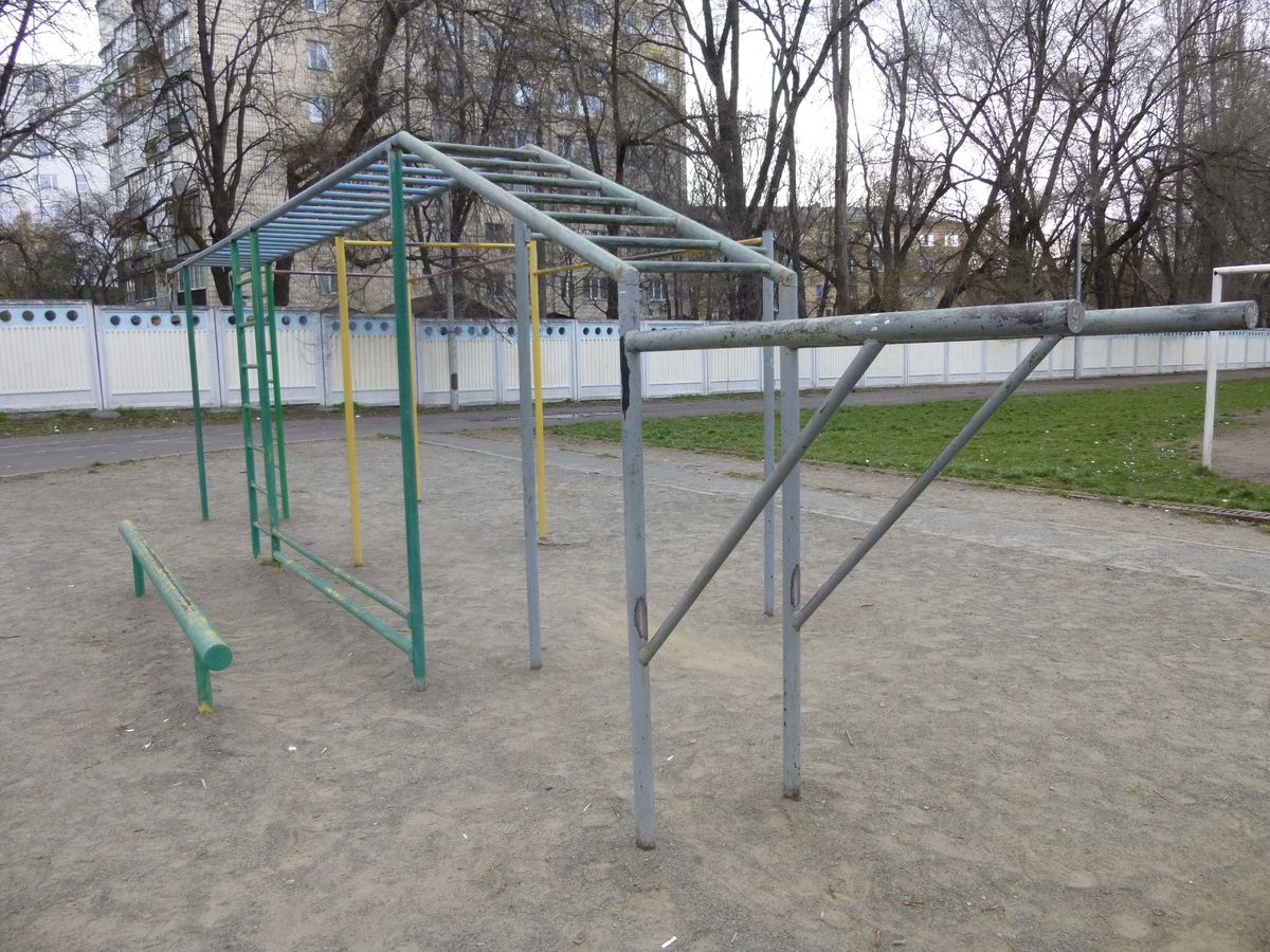 Outdoor Gym - Kyiv - Kyiv - Street Workout Park - Світ Саун - Ukraine - Spot