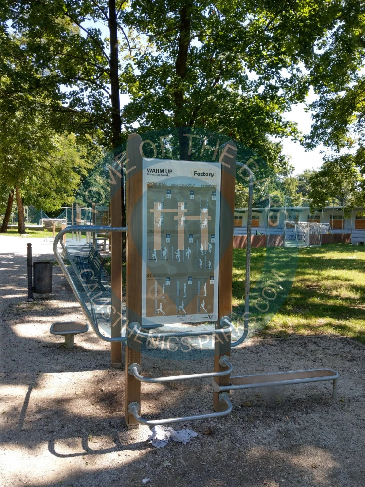 Calisthenics Facility - Malacky - Outdoor Gym Zamocky Park - Slovakia - Spot
