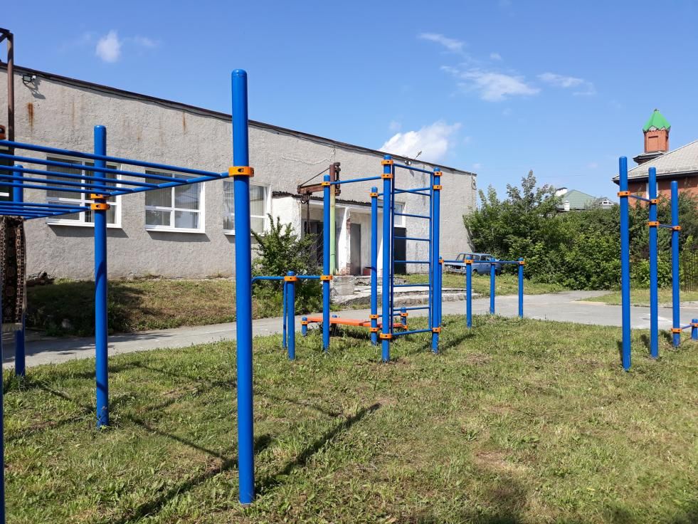 Outdoor Gym - Verkhnyaya Pyshma - Verkhnyaya Pyshma - Calisthenics Park - Киноград - Russia - Spot