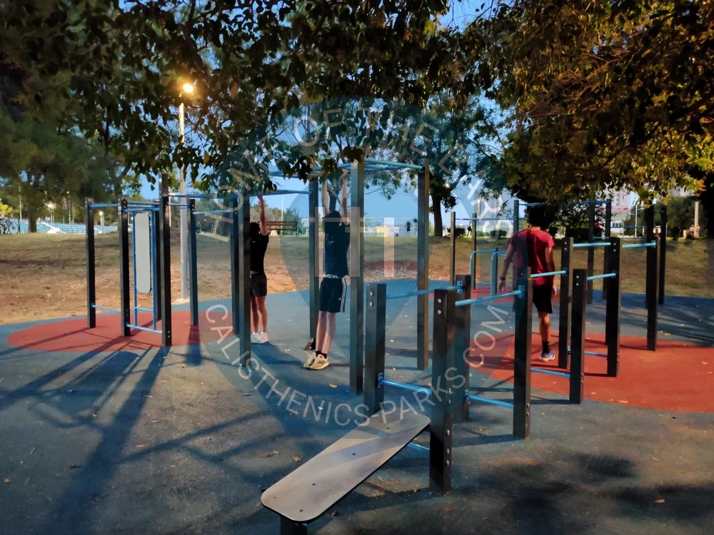 Calisthenics park in Športski centar Višnjik, Domovinskog rata, Mjesni odbor Višnjik, Zadar, Grad Zadar, Zadarska županija, 23000, Hrvatska