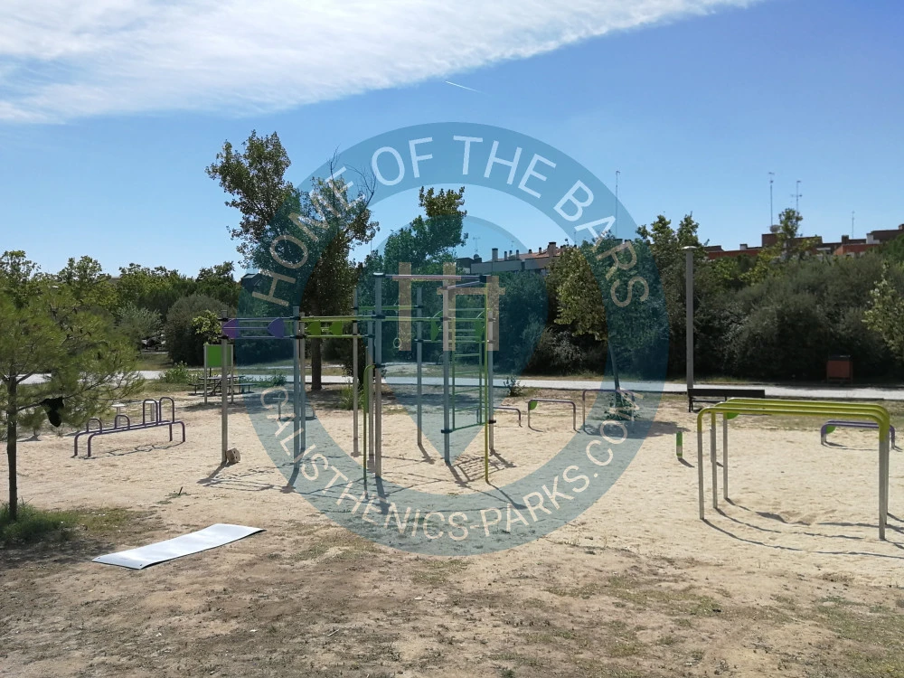 Outdoor Pull Up Bars - San Sebastián de los Reyes - Parque Calistenia Workout - Spain - Spot