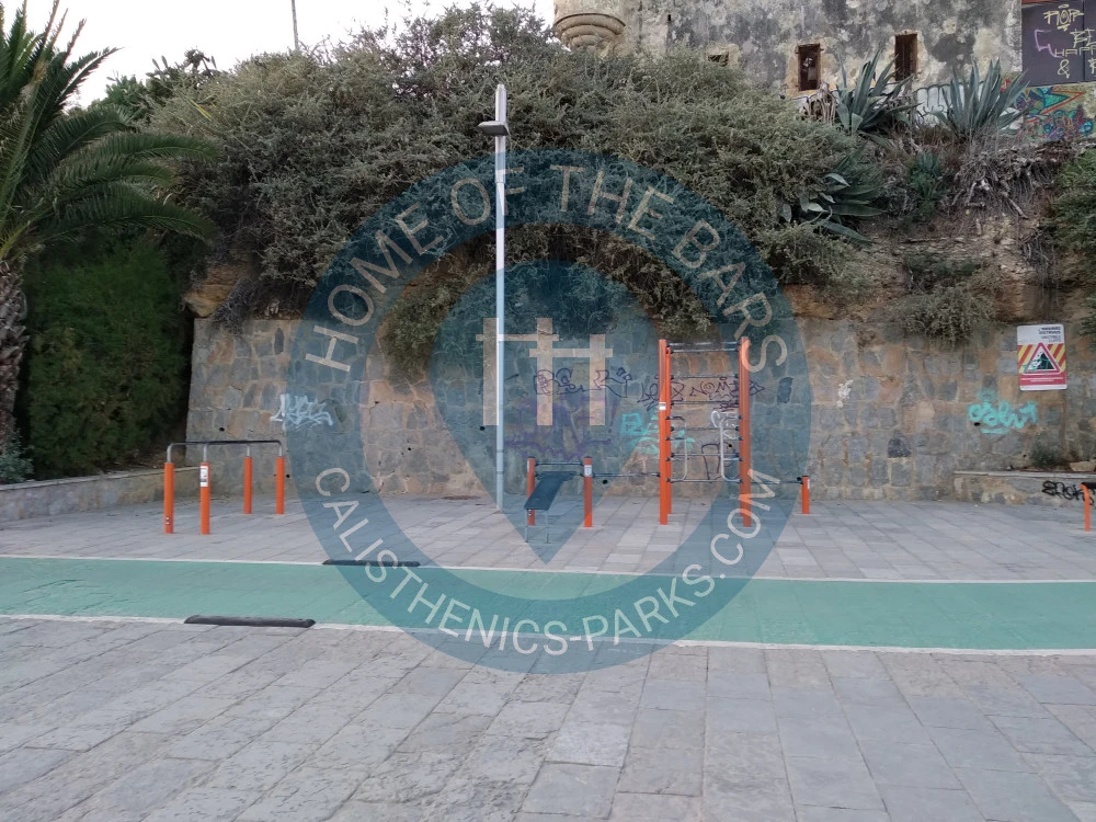 Fitness Trail - Estoril - Outdoor Fitness Playa da Poca - countries. - Spot