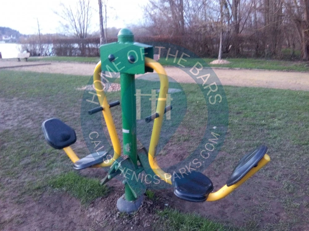 Calisthenics park in 131, Rue de la Mie au Roy, Troissereux, Beauvais, Oise, Hauts-de-France, France métropolitaine, 60112, France