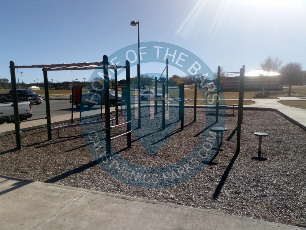 Killeen - Outdoor Exercise Station - Community Center Park - United States - Spot