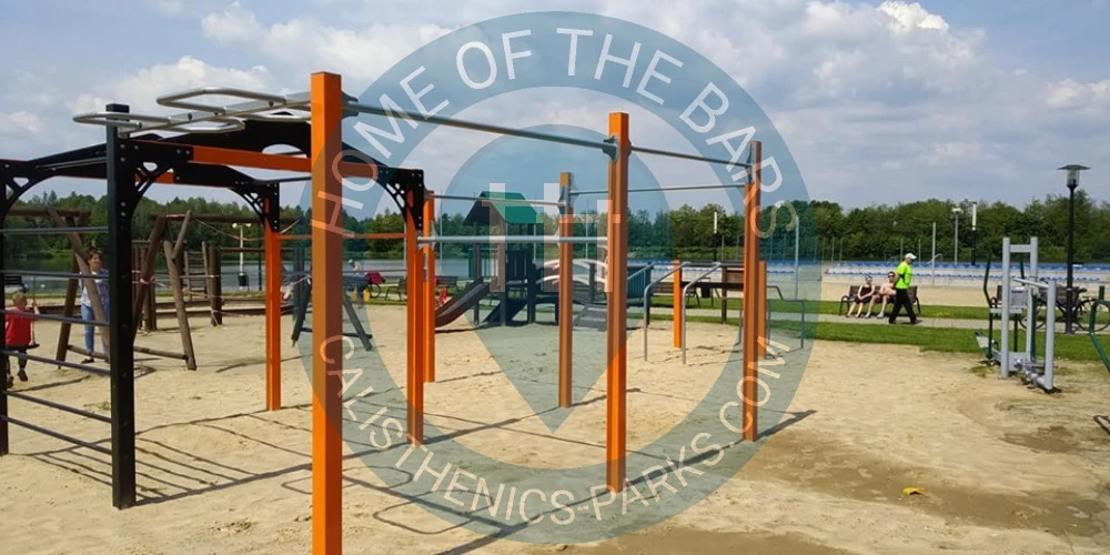 Outdoor Gym - Bestwina - Outdoor Fitness Ulica Malinowa 6 - Poland - Spot