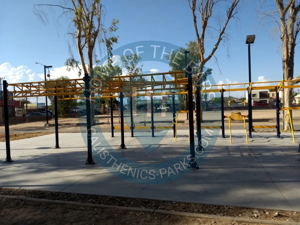 Calisthenics park in Calle 5, San Luis Río Colorado, Sonora, 83400, México