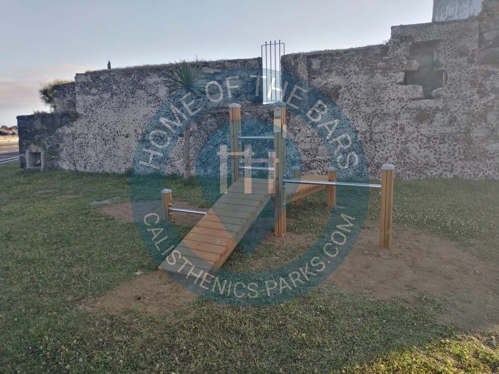 Calisthenics Facility - São Roque - Outdoor Calisthenics São Roque - Portugal - Spot
