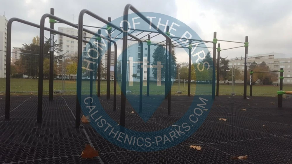 Poitiers - Calisthenics Park - Barmania.PRO - France - Spot