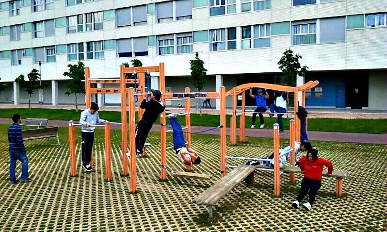 Outdoor Gym - Vitoria-Gasteiz - Vitoria-Gasteiz - Outdoor Gym - Aerodromoko Ibilbidea/Paseo Del Aeródromo - Spain - Spot