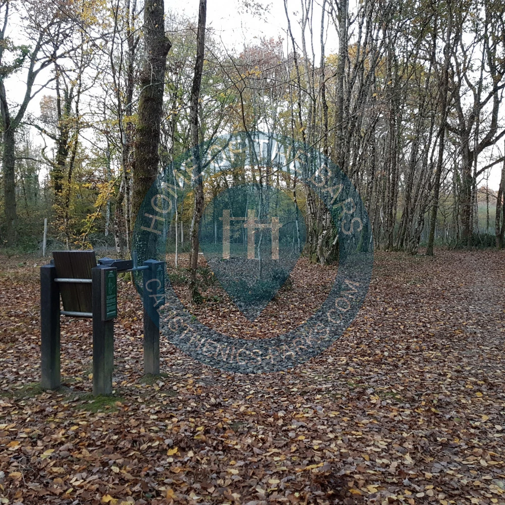 Calisthenics park in Centre d'incendie et de secours de Jouy-le-Potier, Rue de Beaugency, Jouy-le-Potier, Orléans, Loiret, Centre-Val de Loire, France métropolitaine, 45370, France