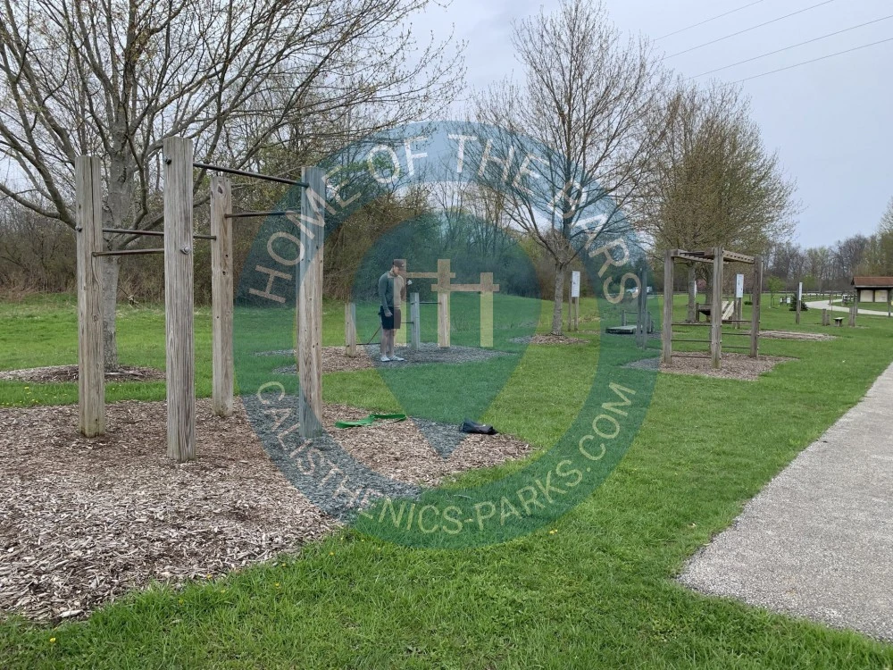 Calisthenics park in Main Pavilion, East Mennonite Road, Aurora, Portage County, Ohio, 44255, United States