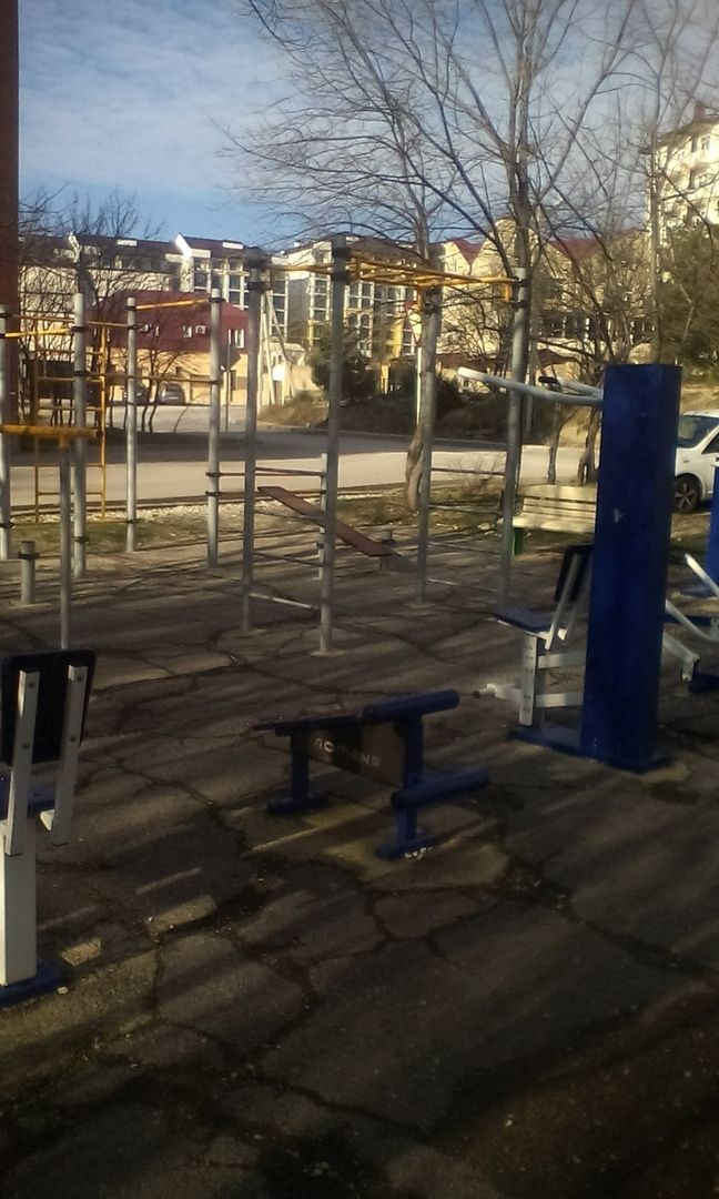 Calisthenics park in 4 к1, Больничный переулок, Геленджик, городской округ Геленджик, Краснодарский край, Южный федеральный округ, 353465, Россия