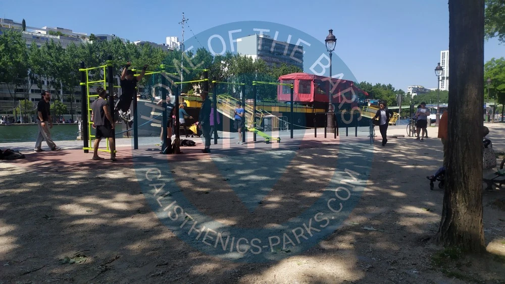 Exercise Park - Paris - Bassin de la Villette - France - Spot