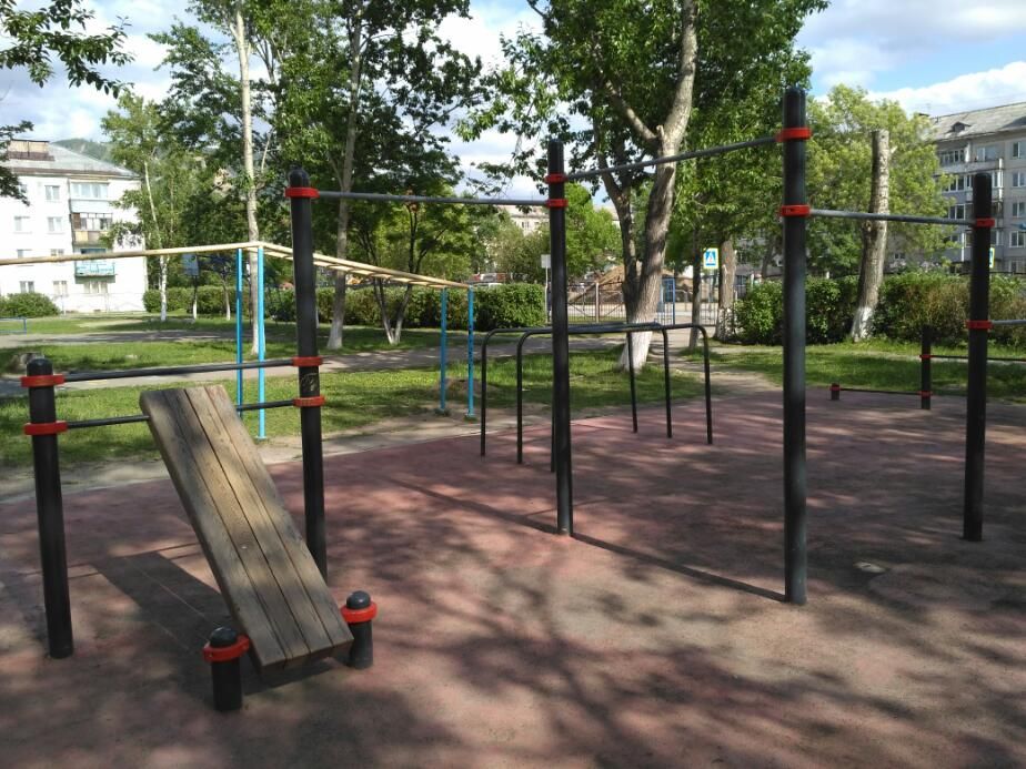 Outdoor Gym - Yuzhno-Sakhalinsk - Yuzhno-Sakhalinsk - Calisthenics Park - Duke Night Club - Russia - Spot