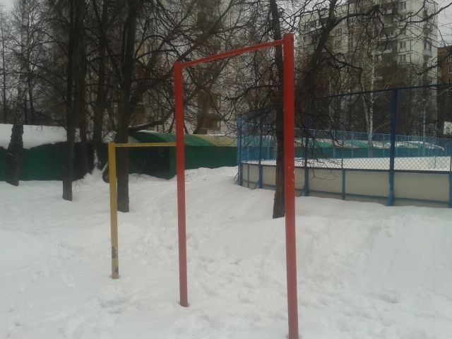 Calisthenics park in Детский сад №497, Базовская улица, Бусиново, район Западное Дегунино, Москва, Центральный федеральный округ, 125412, Россия