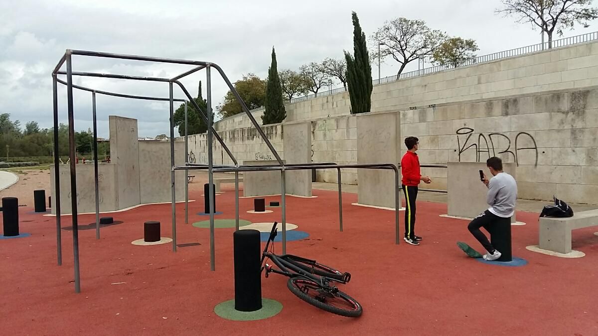 Outdoor Gym - Córdoba - Córdoba - Calisthenics Park - Calle Mantillo - Spain - Spot