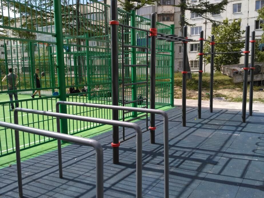 Outdoor Gym - Yuzhno-Sakhalinsk - Yuzhno-Sakhalinsk - Street Workout Park - Хостел Ostrova - Russia - Spot