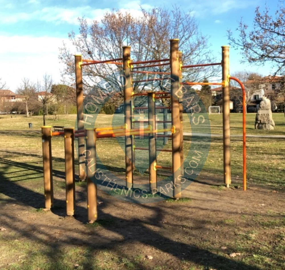 Forlì - Outdoor Exercise Station - Parco Paul Harris - Italy - Spot