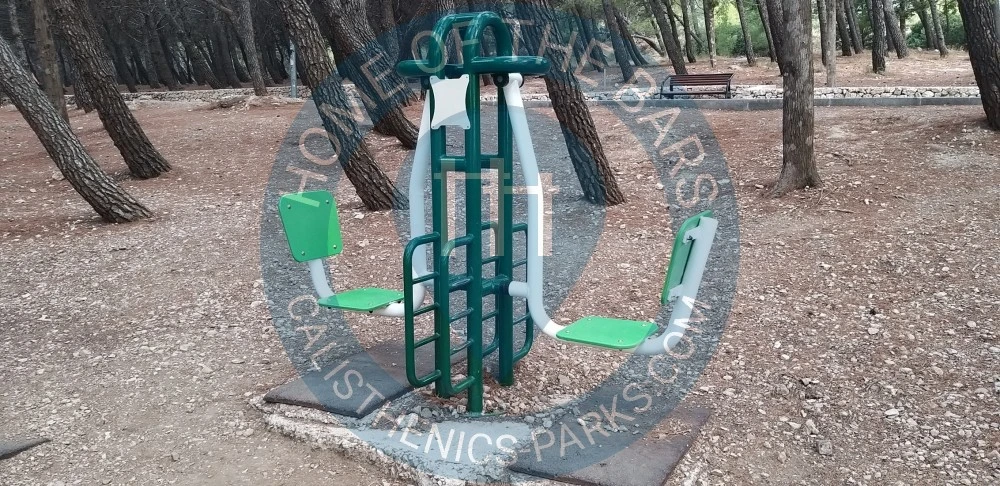 Calisthenics park in Put Zlatnog rata, Bol, Općina Bol, Splitsko-dalmatinska županija, 21420, Hrvatska