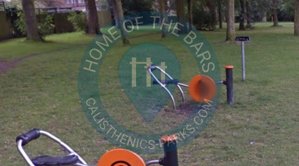 Outdoor gym - Oxford - Calisthenics workout - United Kingdom - Spot