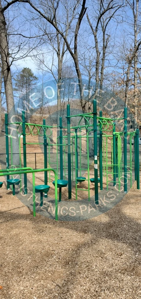 Calisthenics Facility - Meriden - Hubbard Park Outdoor Fitness - United States - Spot