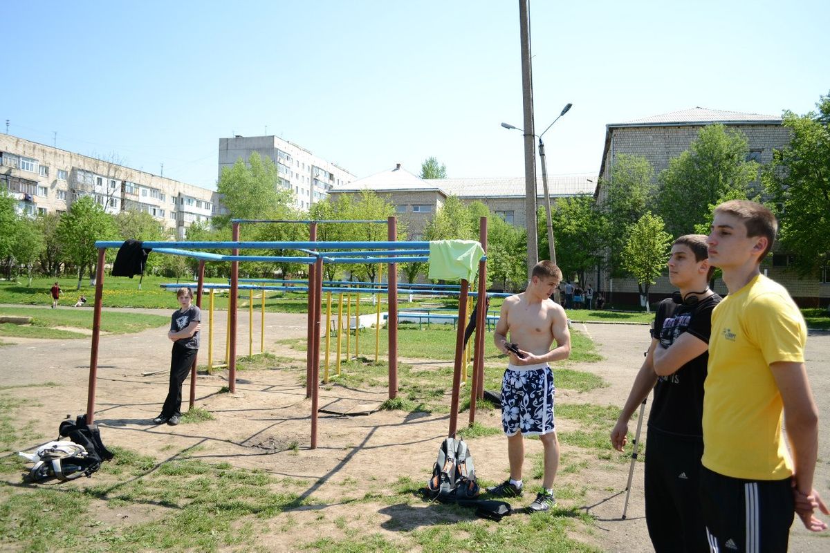 Chernivtsi - Street Workout Park - Pivdennokil'tseva St - Ukraine - Spot