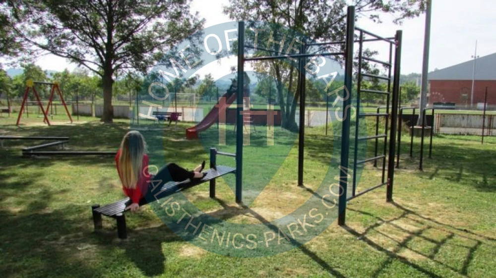 Calisthenics park in Sportski park, Zagorska ulica, Novi Marof, Grad Novi Marof, Varaždinska županija, 42220, Hrvatska