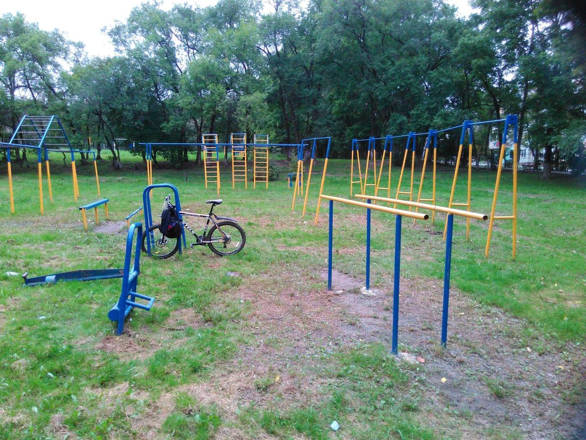 Outdoor Gym - Nadezhdinskoe - Nadezhdinskoe - Street Workout Park - Торговый Центр - Russia - Spot